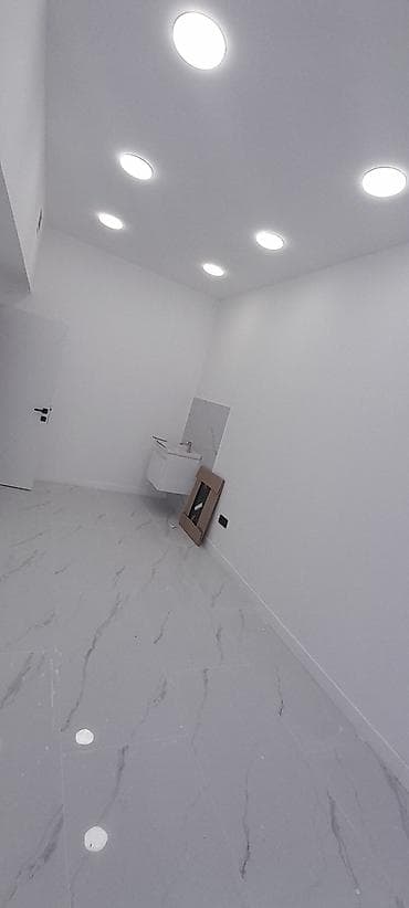 qarayevde: Qara Qarayev metrosu yaxınlığında yerləşən yeni təmirdən çıxmış — 10