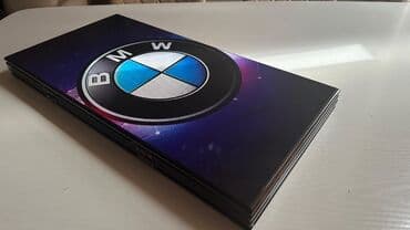 BMW loqolu nərd dəsti - Qapaqlı taxta nərd lövhəsi, hər iki iç səthdə