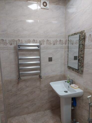 tap.az xacmaz: Mənzil – san/qovşağı və balkon təsviri - Hamam: Divar və döşəmə — 37