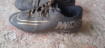 kreditle idman aletleri: Butslar Nike, Ölçü: 39, İşlənmiş — 2