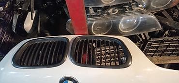 prius qapi: BMW 5 Series E39 sedan – ağ rəng Xüsusiyyətlər: - Korpus: 4 qapılı — 9