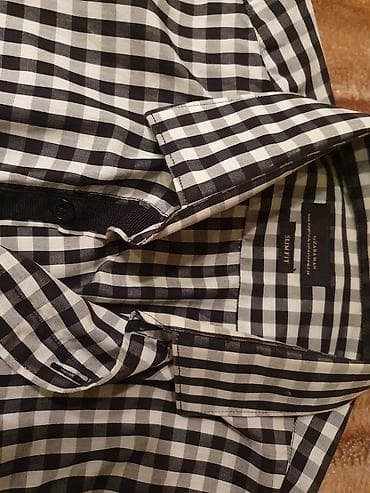 Рубашки: Köynək "Zara" mağazasında alınıb. 2-3 dəfə geyinilib. Əla — 2