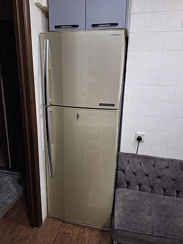 2 qapılı Toshiba Soyuducu Satılır, rəng - Bej