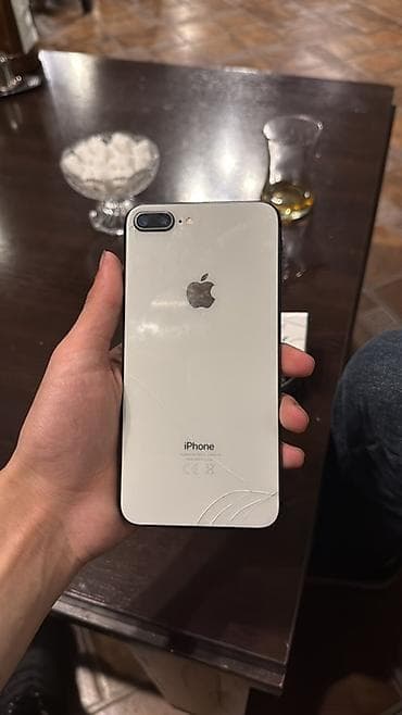 iphone 2: IPhone 8 Plus, 64 GB, Ağ, Qırıq — 2