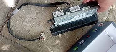 2107 radiator: Avtomobil üçün multimedia/naviqasiya başlığı (ekranlı mərkəzi blok) — 1
