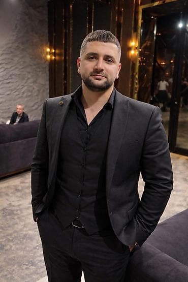 Şəxsi sürücü, 29 yaş, stajı 9 il, Nəqliyyat təmin edilir lalafo.az -da Şəxsi sürücü, 29 yaş, stajı 9 il, Nəqliyyat təmin edilir