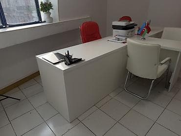 kiraye gunluk: Kollektiv iş və təlimlər üçün tam təchiz olunmuş ofis/konfrans otağı — 6