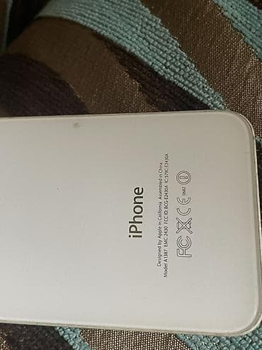 iphone e: IPhone 4, Ağ, Qırıq — 4