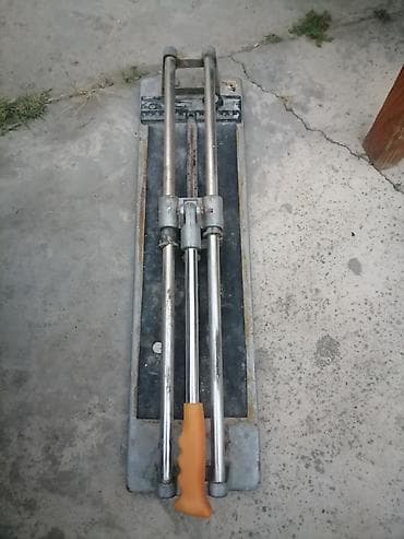 Alətlər: İşlənmiş Əl ilə çalışan Kafel kəsən stanok, 600 mm, Zəmanətsiz — 2
