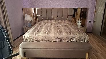 konsol masa: Yataq otağı mebel dəsti Tərkibi: - King-size yumşaq başlıqlı çarpayı — 3