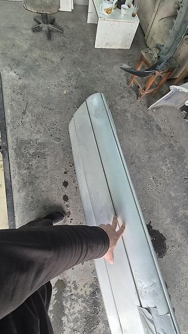 mercedes 200: Məhsul: Avtomobil üçün arxa bamper (tam komplekt deyil) — 1