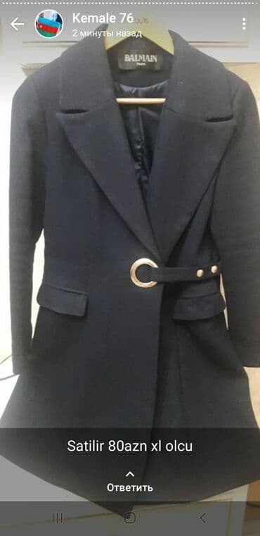 qadınlar üçün qısa paltolar: PALTO Ölçü: 42 (XL) Rəng: Tünd göy. 50 % yun, 50 % polister. Uzunluq — 1