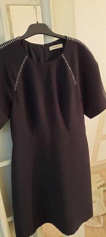 pulsuz geyimler: Hamsı brend mallardı.Baha alınıb.hərəsi 1-2dəfə geyinilib — 19