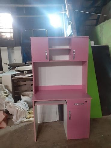 Uşaq mebeli: Oğlan üçün, Yeni, Siyirməli, Yazı masası, Stulsuz — 1