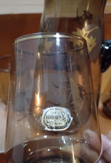 бокал: 1970 ci ilin Çexslovakiya istehsalı olan orjinal bogema dolça və 6 — 8