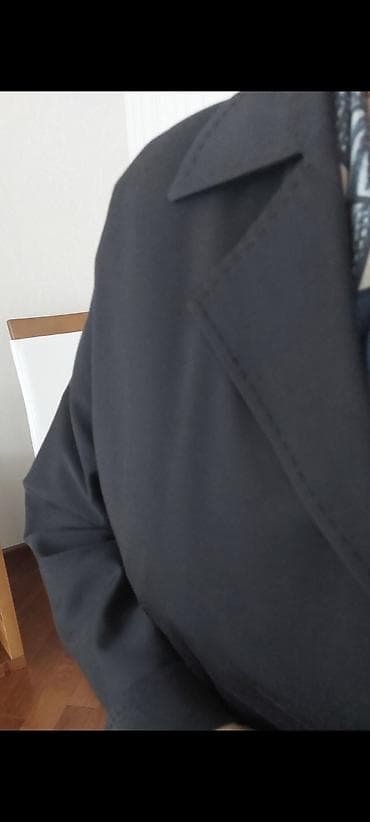 ucuz parfum: Qara plaş Renata, 44 ölçü. Əla vəziyyətdədir. Əlaqə üçün whatsapp — 2