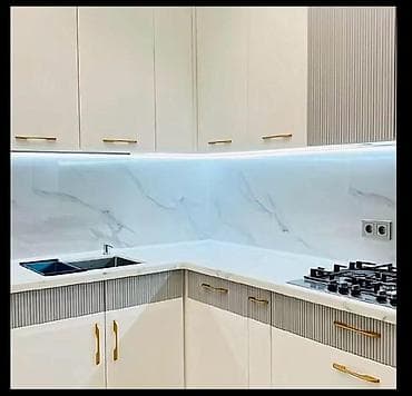 merbex mebeli: Mətbəx mebeli dəsti – müasir “L” planlaşdırma - Dizayn: ağ və açıq — 3