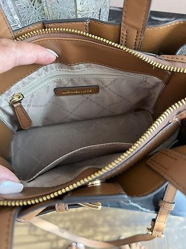 rayban meta: Michael Kors çiyin/əl çantası – klassik MK monoqramlı dizayn - Rəng — 2