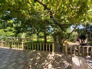 makler gence: 6 otaqlı, 400 kv. m, Orta təmir — 1