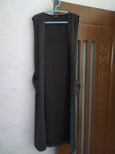 Geyinilmeden satılır.Üst geyim kimi.Materialı eladır.Ciddi alıcıya lalafo.az -da Geyinilmeden satılır.Üst geyim kimi.Materialı eladır.Ciddi alıcıya