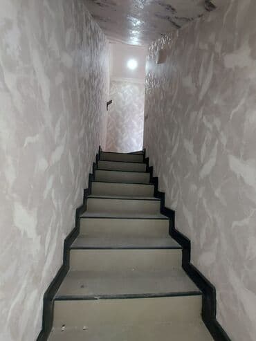 köhnə günəşlidə satılan evlər: 3 mərtəbəli fərdi yaşayış evi - Ümumi görünüş: Müstəqil həyət evi — 9