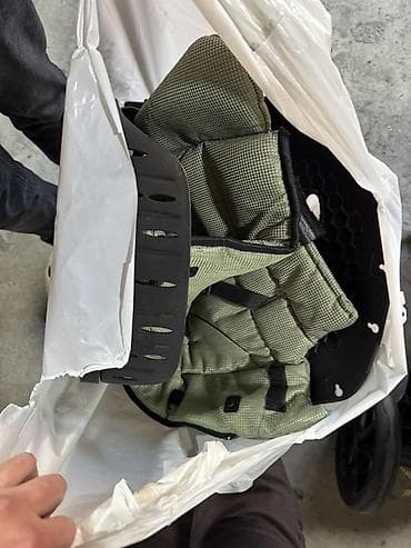 uşaq lonqslivlər: Çıxarıla bilən beşikli araba, Yaş: 1-6 ay — 1