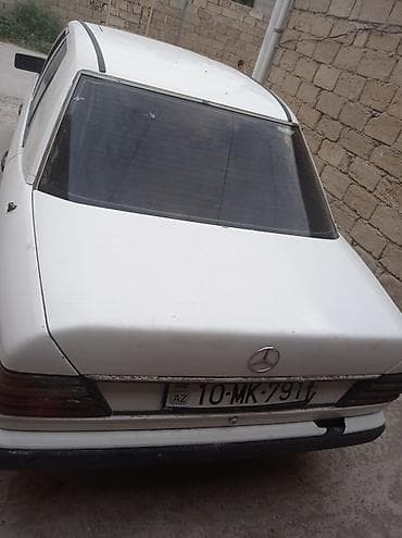 128 style bmw: Mercedes-Benz E-Sinif (W124) sedan - Kuzov: ağ rəng, 4 qapı, orijinal — 3