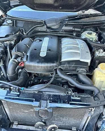 bmw e60 m: Mercedes-Benz E 220: 2.2 l | 2000 il Sedan — 7