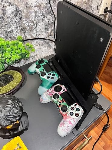 efootbal: PlayStation 4 Slim (1 TB) oyun konsolu seti - Konsol: PS4 Slim — 4