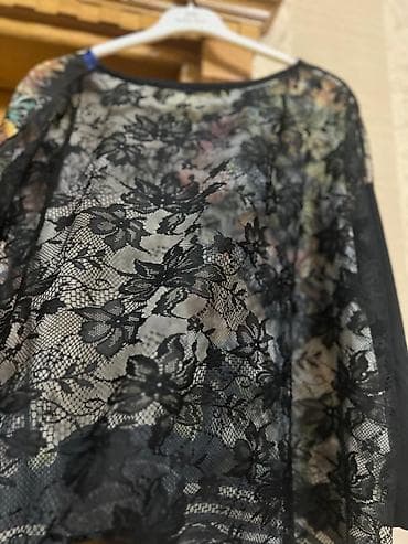 atlas şalvar: Qadın bluzası - Model: Önü çiçək və naxışlı print, arxa hissəsi tam — 4