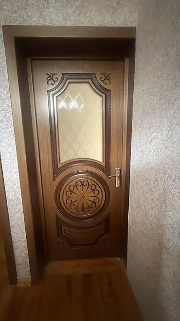 Endirim olundu‼️‼️‼️3ədəd qapı satılır 1i 120₼. Ölçü 2×0.85. Ünvan
