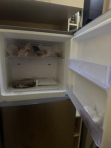 2 qapılı Samsung Soyuducu Satılır, rəng - Gümüşü — 2