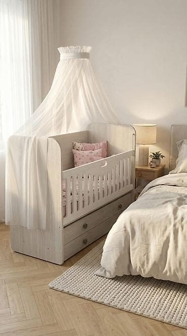 Oğlan və qız üçün, Dördbucaq, Beşik, Matras ilə, Yellənmə mexanizm ilə