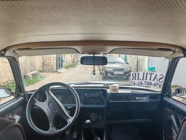 vaz: VAZ 2107, ağ rəng, sedan kuzov. Xüsusiyyətlər: - Klassik “07” — 9