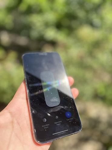krosna qiymetleri: IPhone Xs, 256 GB, Space Gray, Simsiz şarj, Face ID — 5