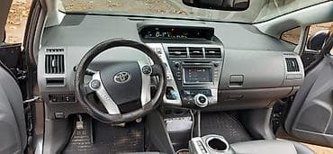 prius salon: Maşın çox səliqəli idarə olunub. Bütün qulluqları (yağ, filtrlər) — 5