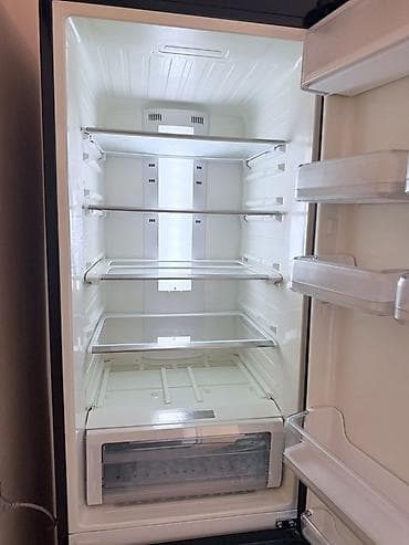plonka: 2 qapılı Samsung Soyuducu Satılır, rəng - Qara, Dispenserli — 6