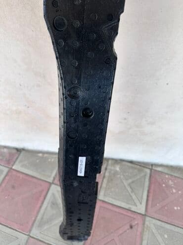 maşın çəni: Ön, BMW F30, 2013 il, Almaniya — 2