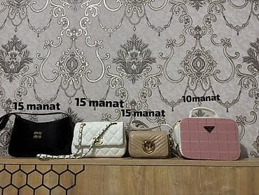 Çantalar: Çanta dəsti, Miu Miu — 1