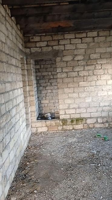 bayıl ev: 4 otaqlı, 114 kv. m, Təmirsiz — 4