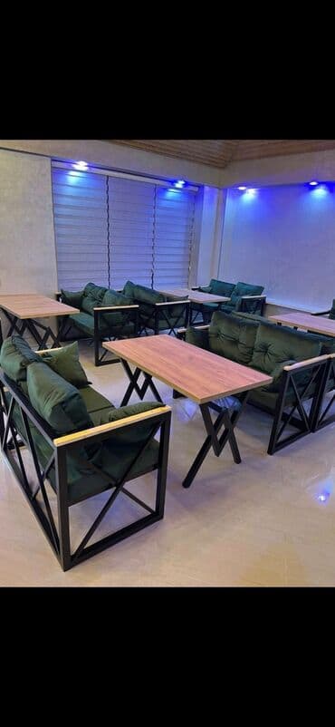 Yeni, Kvadrat masa, 2 stul, Açılmayan, Skameykalar ilə, Taxta, Azərbaycan