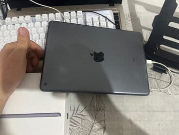 ipad mini 2: Apple iPad — 4