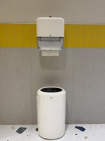 Tullantı qabları: Məhsul: İctimai sanitariya otaqları üçün divara quraşdırılan kağız — 2