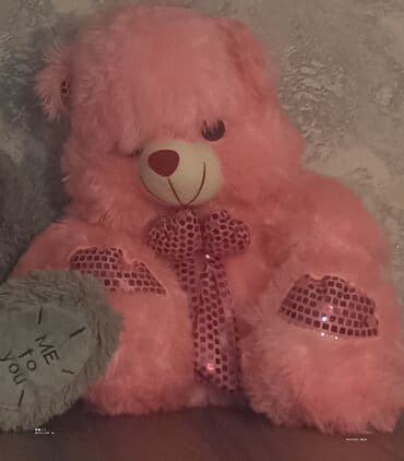 Çəhrayı rəngdə, yumşaq tüklü, böyük ölçülü oyuncaq ayı. Ayının lalafo.az -da Çəhrayı rəngdə, yumşaq tüklü, böyük ölçülü oyuncaq ayı. Ayının