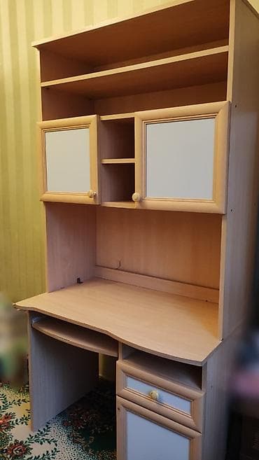 Sifarişlə ofis mebeli: Yazı masası – stulsuz, polkalı, siyirməli - Material: ağac rəngli — 5