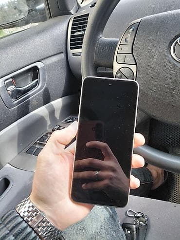 tv box android 9: Redmi 13, 256 GB, rəng - Qızılı, Barmaq izi — 2