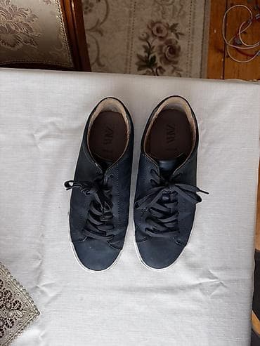 ayaggabı: Məhsul: Zara Man klassik idman ayaqqabısı - Model: Aşağı boğaza — 3