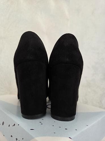 addım olcən saat: Qadın klassik tufli - Rəng: qara - Model: sivri burunlu, qapalı - — 2