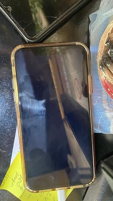 telefonlar 32 s: IPhone 11, Yaşıl — 1