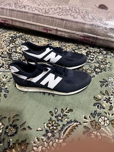 Renault: New Balance tərzində idman ayaqqabısı - Rəng: tünd göy (navy) və ağ — 3